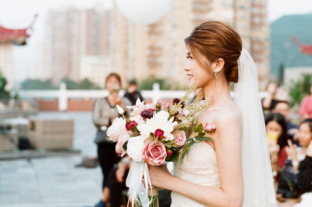 Man Yee and Hong Wedding - Bouquet Toss